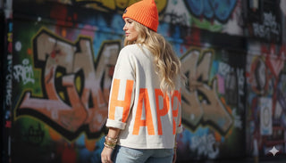 🧶 SWEATSHIRT BEIGE HAPPY RÜCKENPRINT NEON ORANGE
