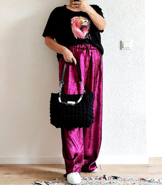 T-Shirt in Schwarz mit Löwenprint in Pinktönen 36-46