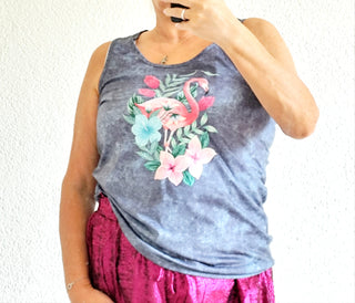Top  floraler Print und Flamingo 36-44