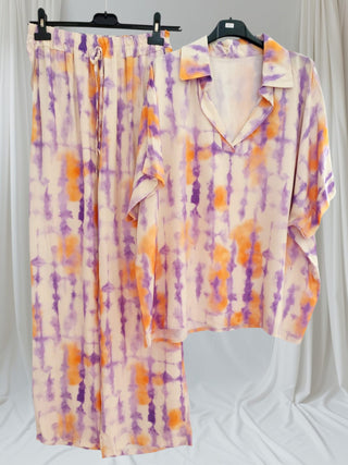 Zweiteiliges Set – Bluse & Hose in Batikoptik, tragbar bis Größe 36-40